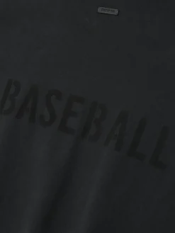 9 Long Sleeve Tee