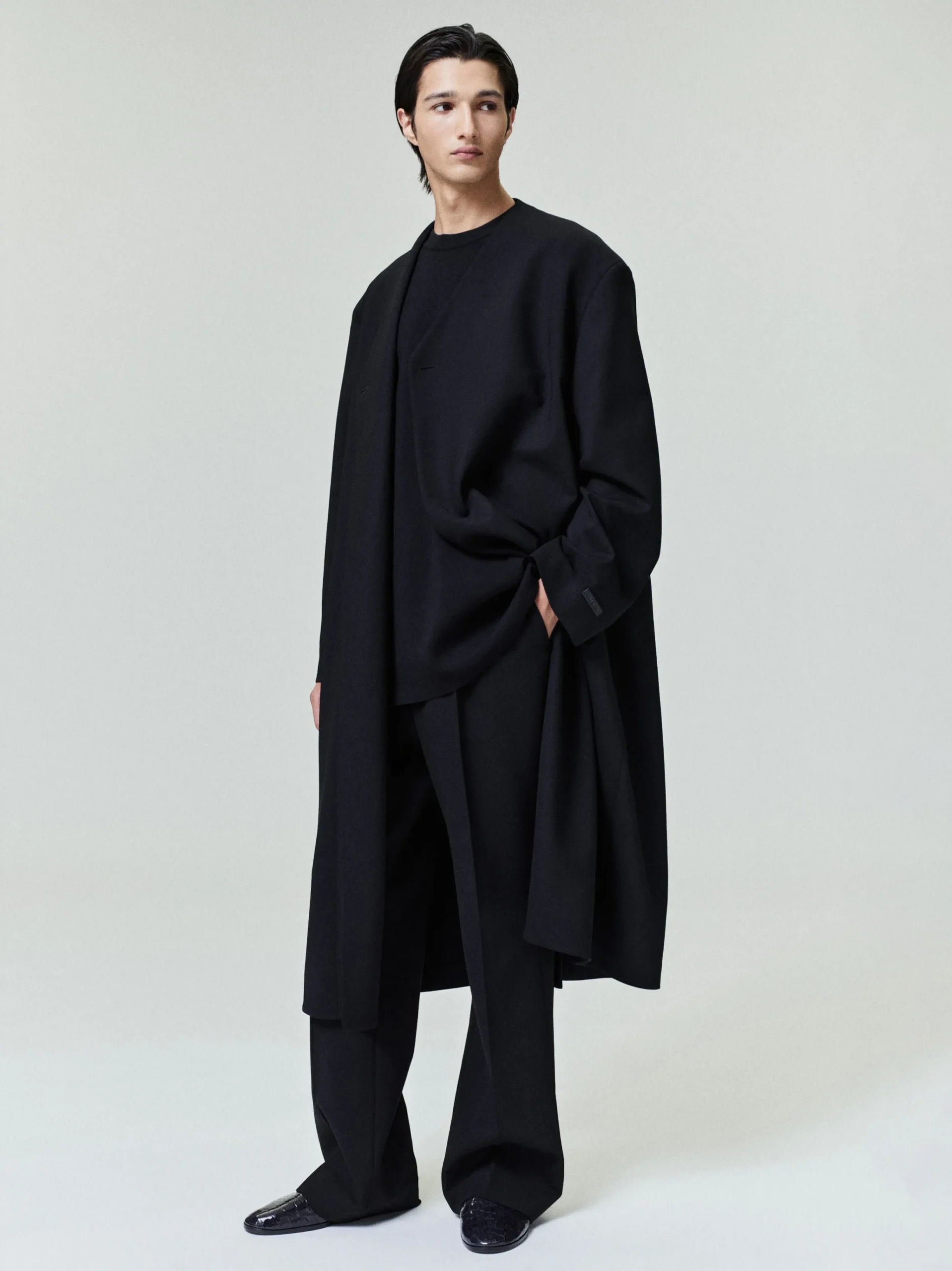 Double Weave Wool Double Breasted Lapelless Coat