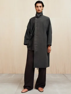 Garment-Dyed Cropped Sleeve Car Coat