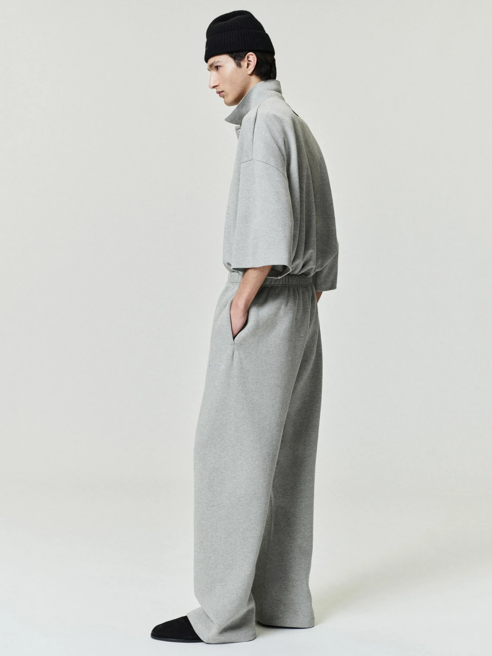 Signature Classic Flare Sweatpant