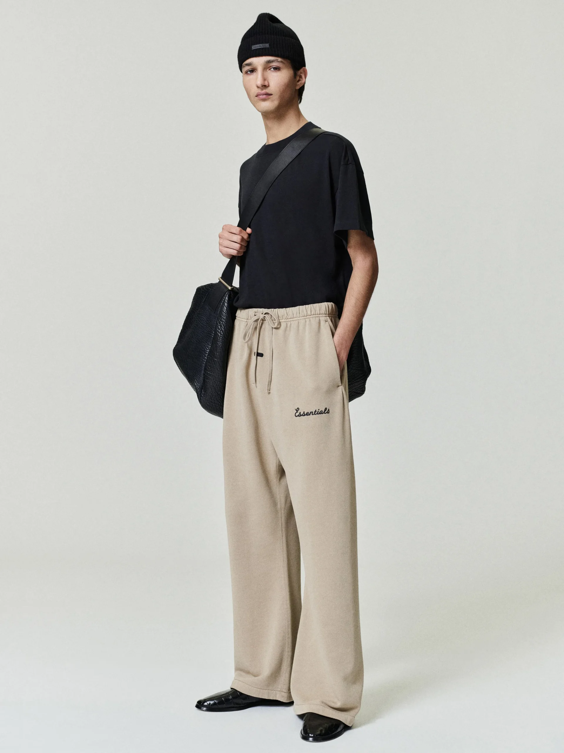 Training Classic Flare Sweatpant
