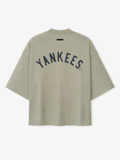 Yankees Merch Tee