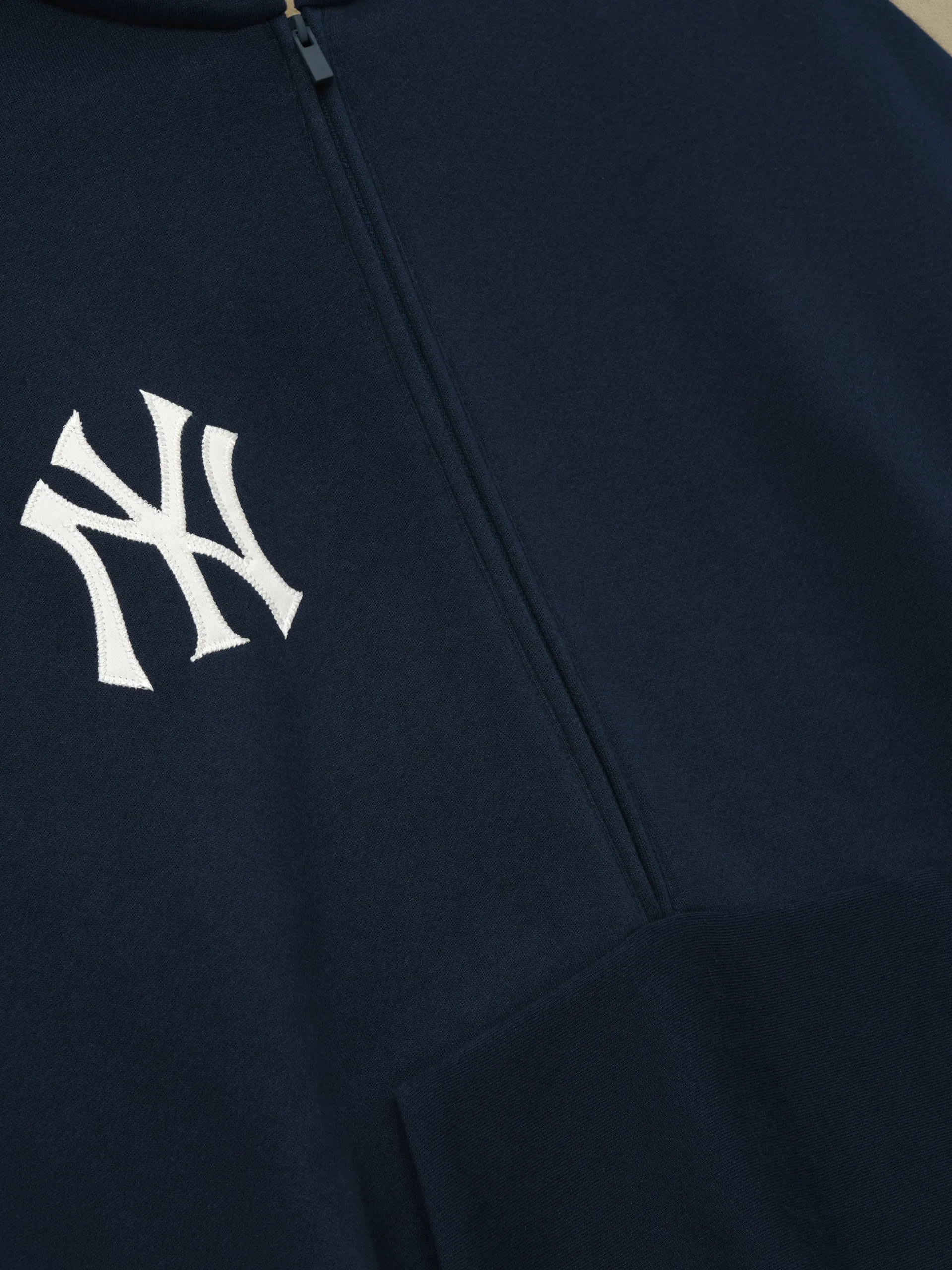 Yankees Raglan Half Zip Sport Hoodie